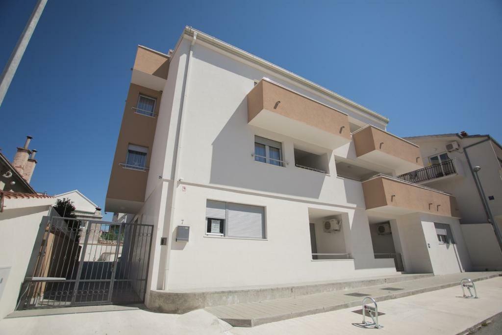 פרימוסטן Apartment Movie מראה חיצוני תמונה